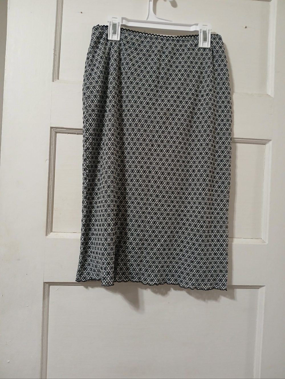 Black & White Patterned Midi Skirt - Women's